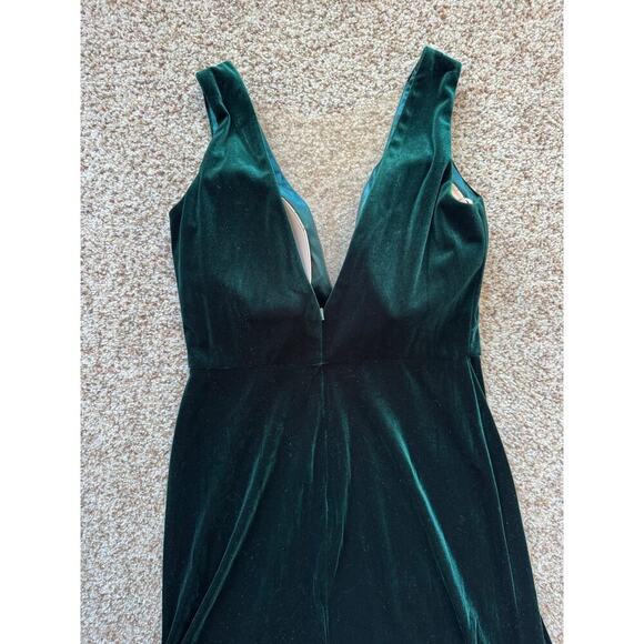 Jenny Yoo Collection, Logan Dress; 12; Green Velvet plunging neckline; Formal - Picture 11 of 12